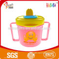 Baby's plastic baby bottle with handle